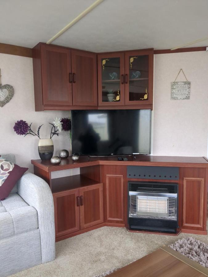 L&G Family Holidays 6 Berth Coral Beach Laura Familys Only And Lead Person Must Be Over 30 Ingoldmells Luaran gambar