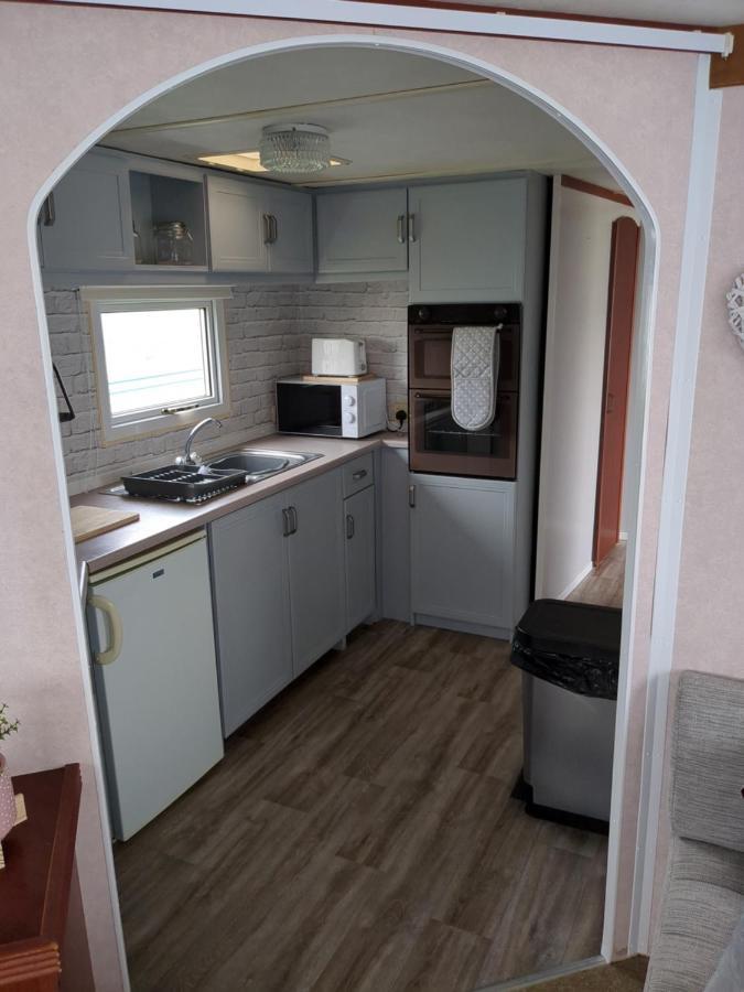 L&G Family Holidays 6 Berth Coral Beach Laura Familys Only And Lead Person Must Be Over 30 Ingoldmells Luaran gambar