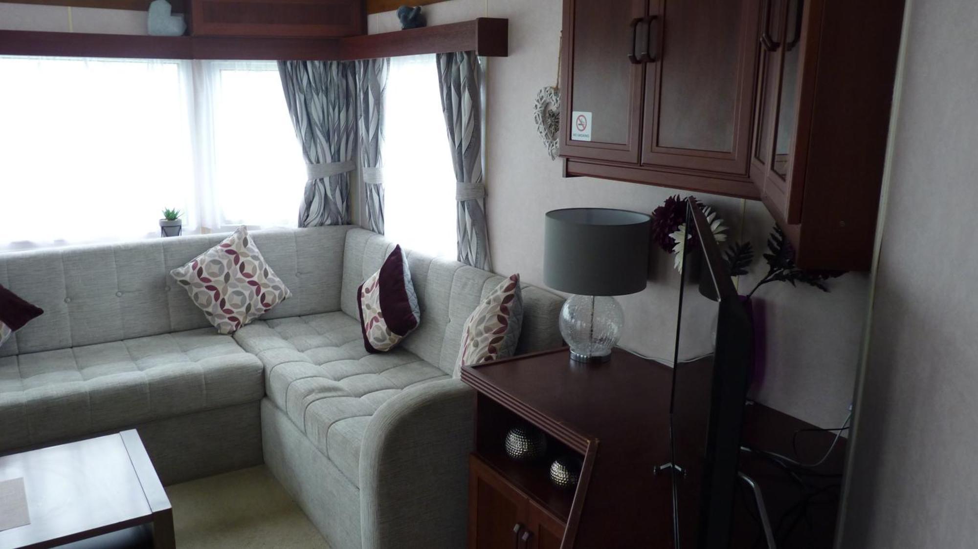 L&G Family Holidays 6 Berth Coral Beach Laura Familys Only And Lead Person Must Be Over 30 Ingoldmells Luaran gambar