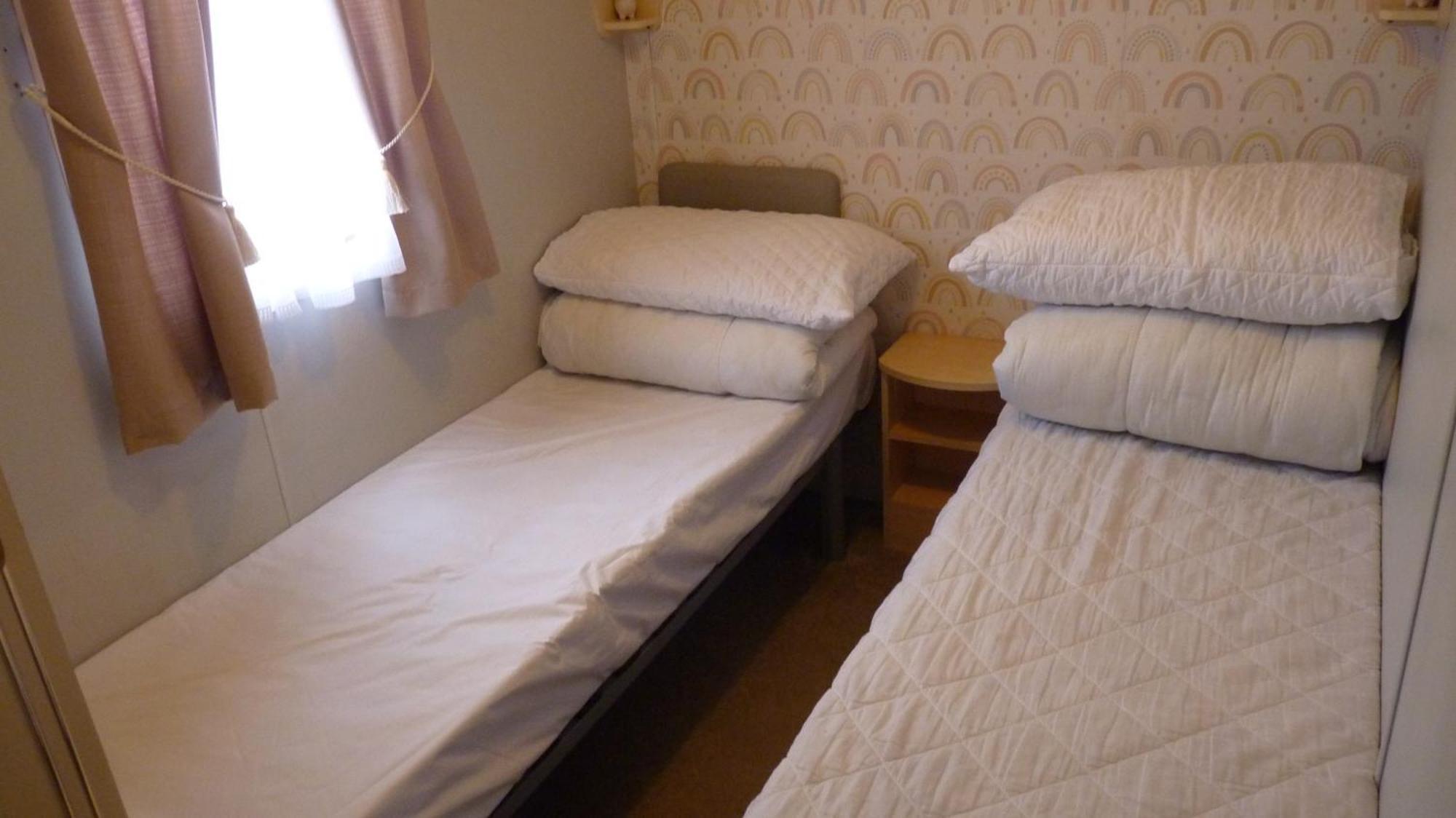 L&G Family Holidays 6 Berth Coral Beach Laura Familys Only And Lead Person Must Be Over 30 Ingoldmells Luaran gambar